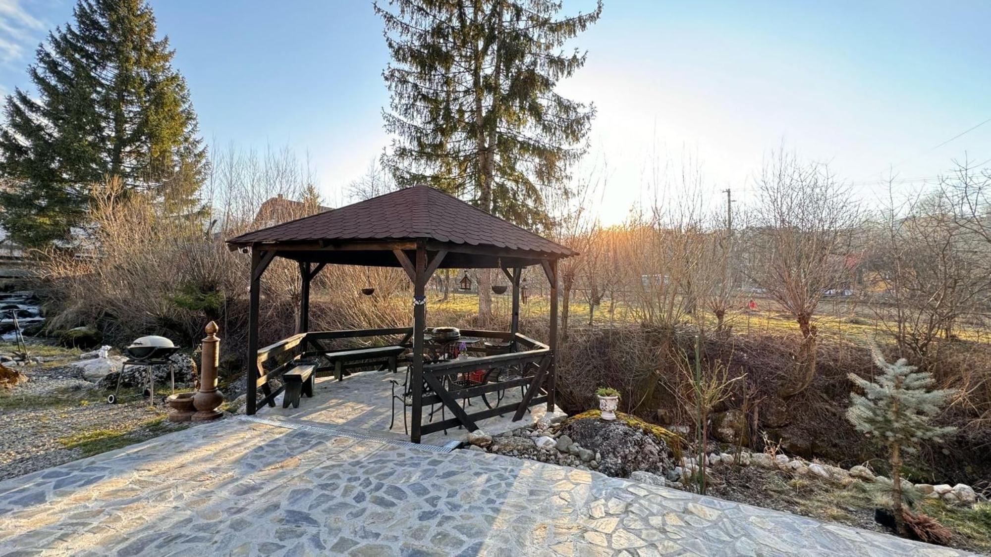 Vila Vibrant Bran (Brasov) Exterior foto